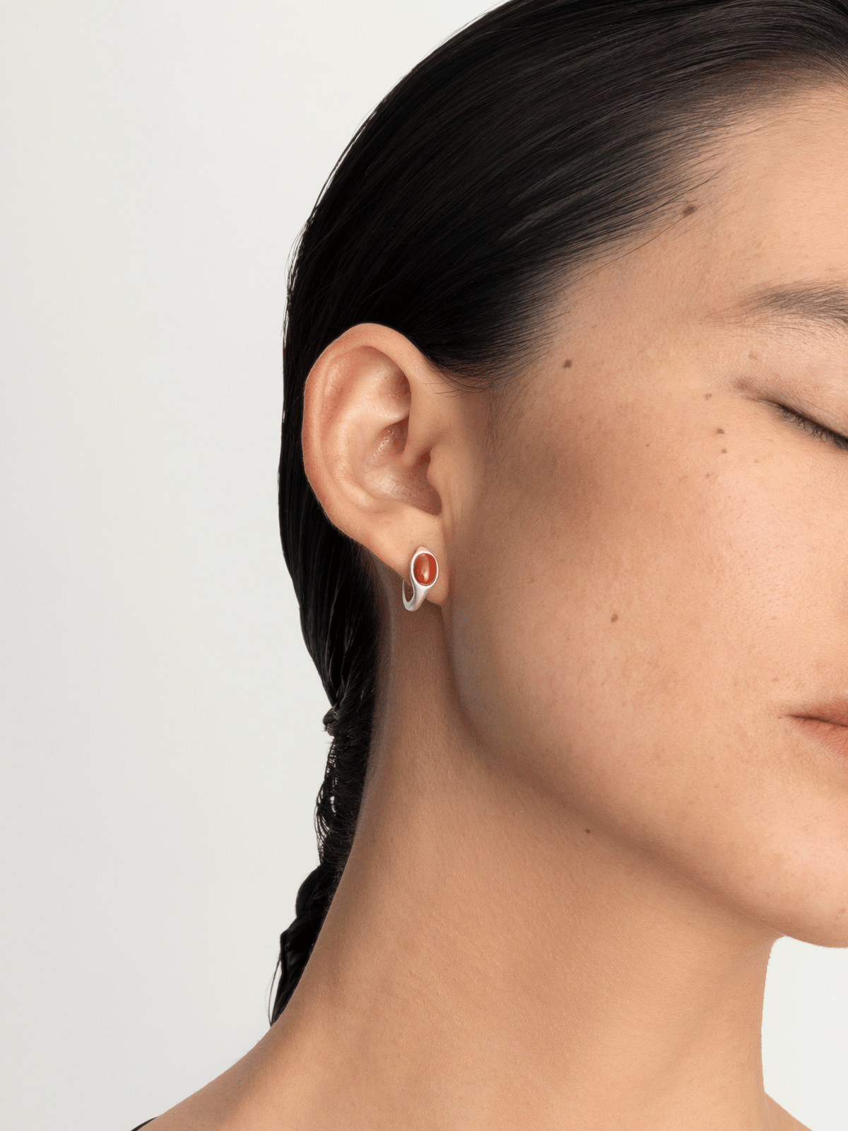 Red · Arc Nanhong Hoop Earrings