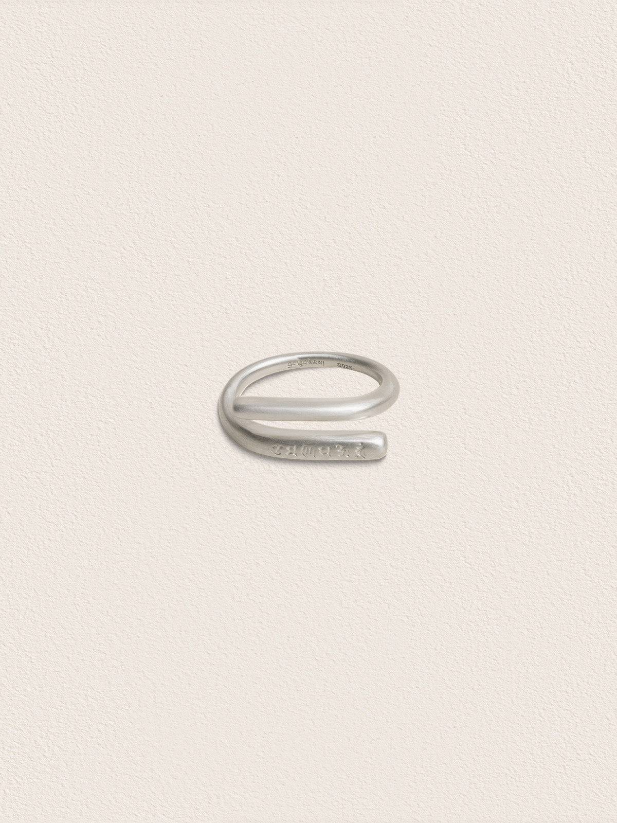 Traditional Pure Silver Minimalist Ring