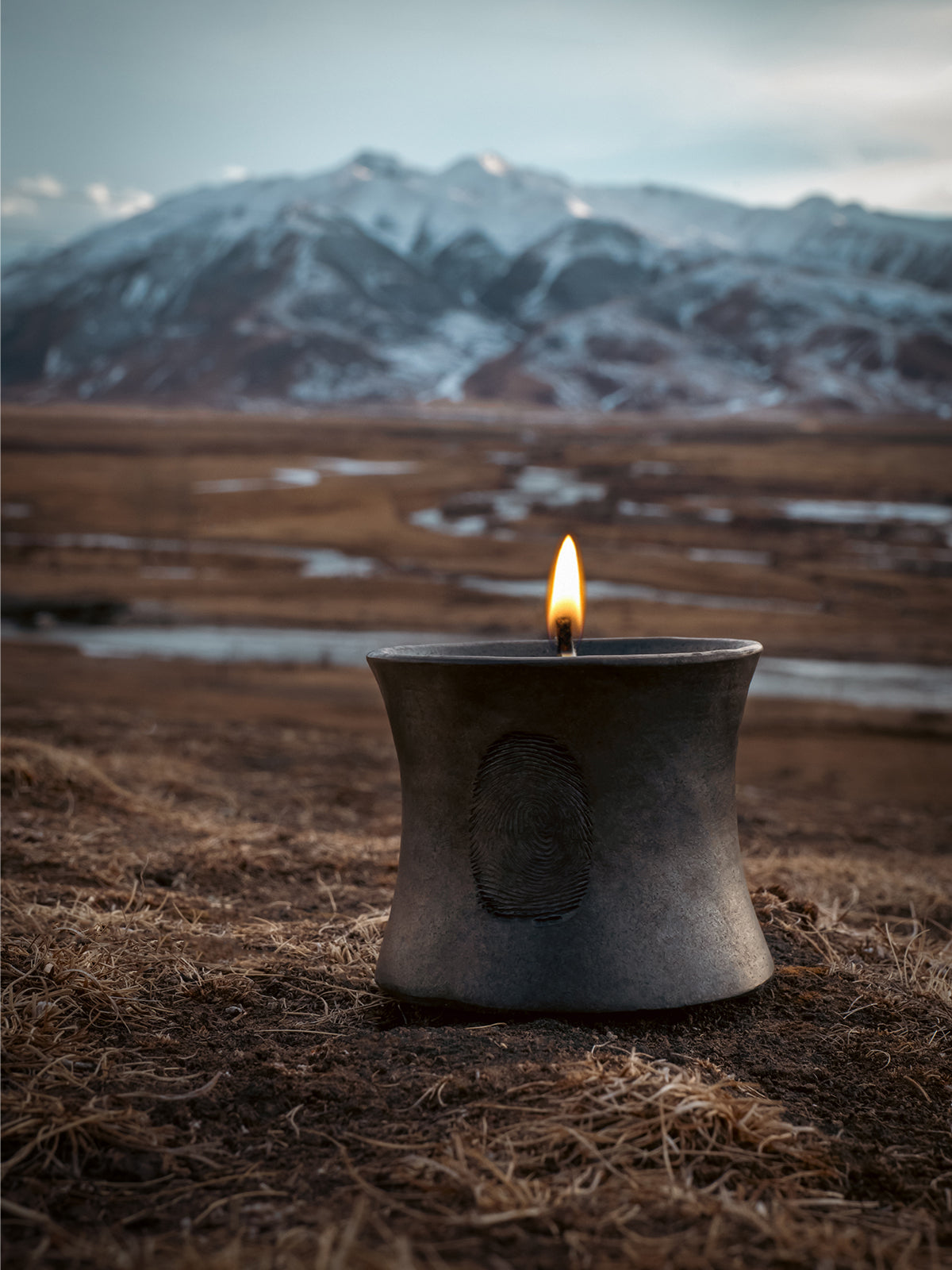 Black Pottery Handcrafted Aromatherapy Candle