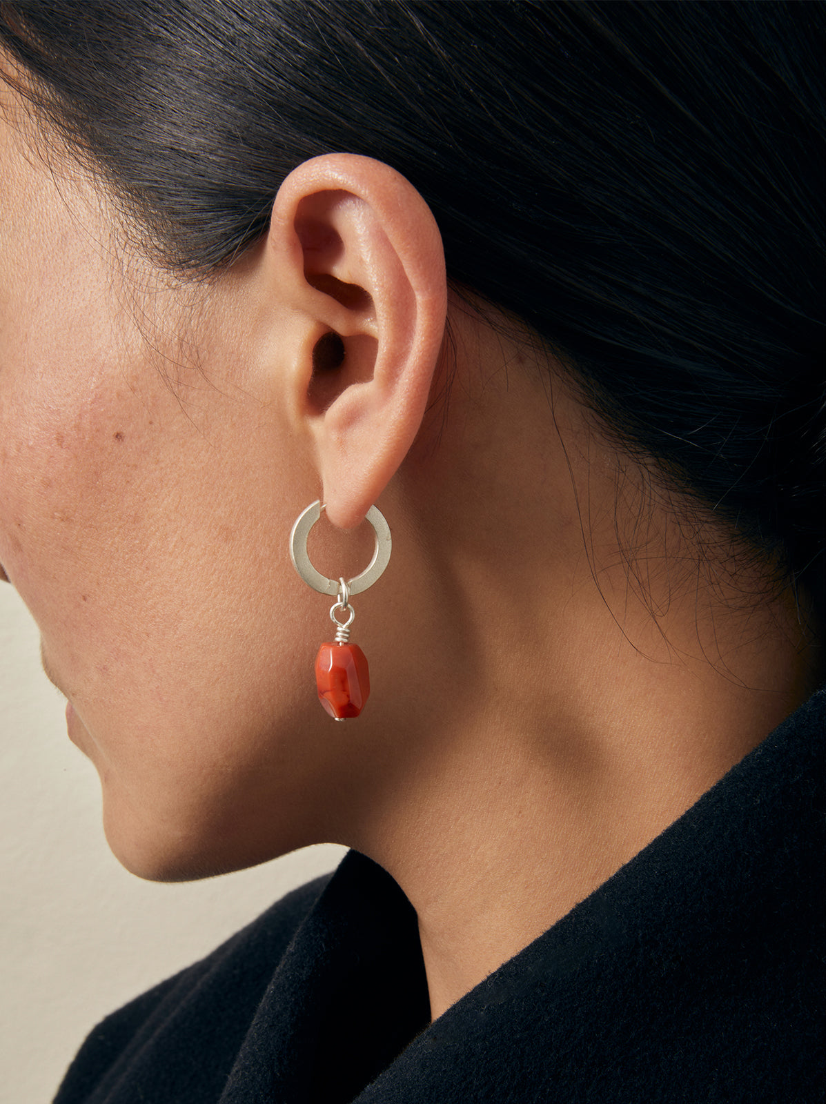 Nanhong Red Agate Drop Earrings