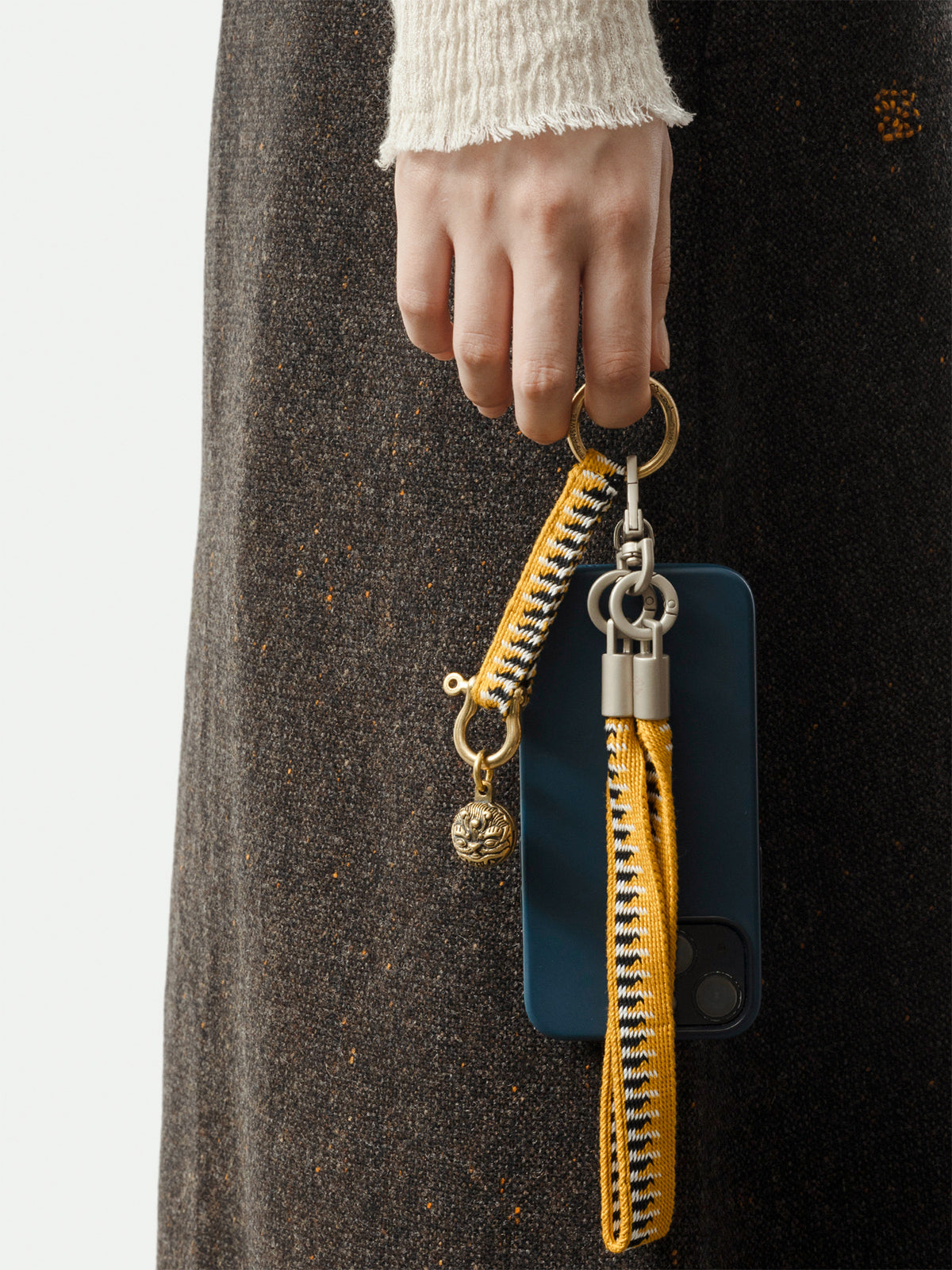 Tsoten Tiger Bell Tablet-Woven Keychains