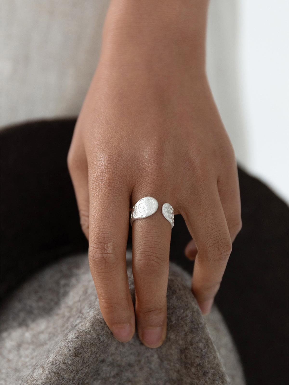 Snow Leopard Tail Ring