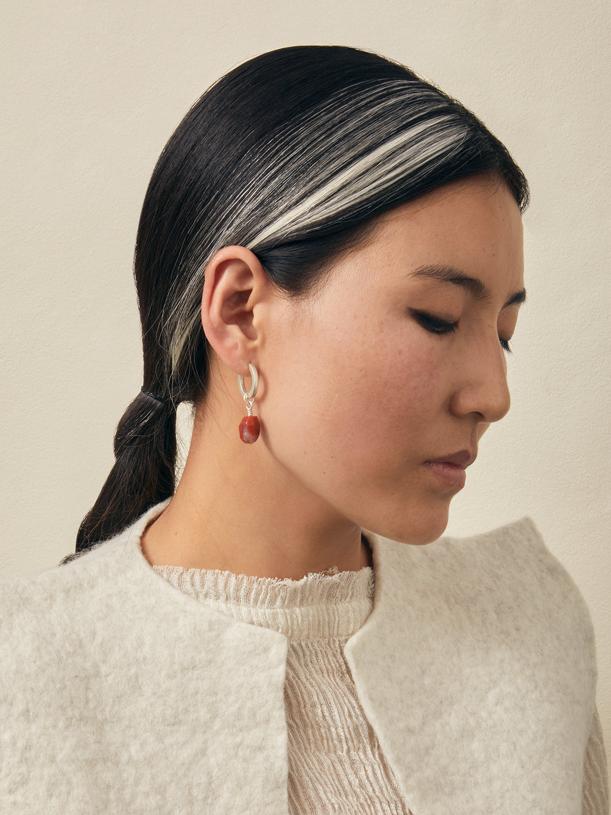 Nanhong Red Agate Drop Earrings