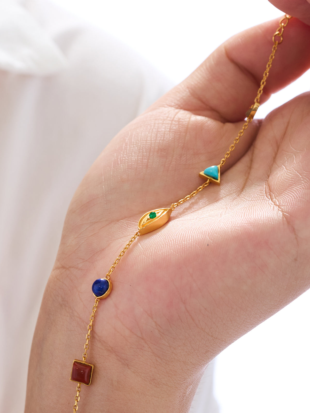 Zhi Rgyas Dbang Drag-Emerald Bracelet