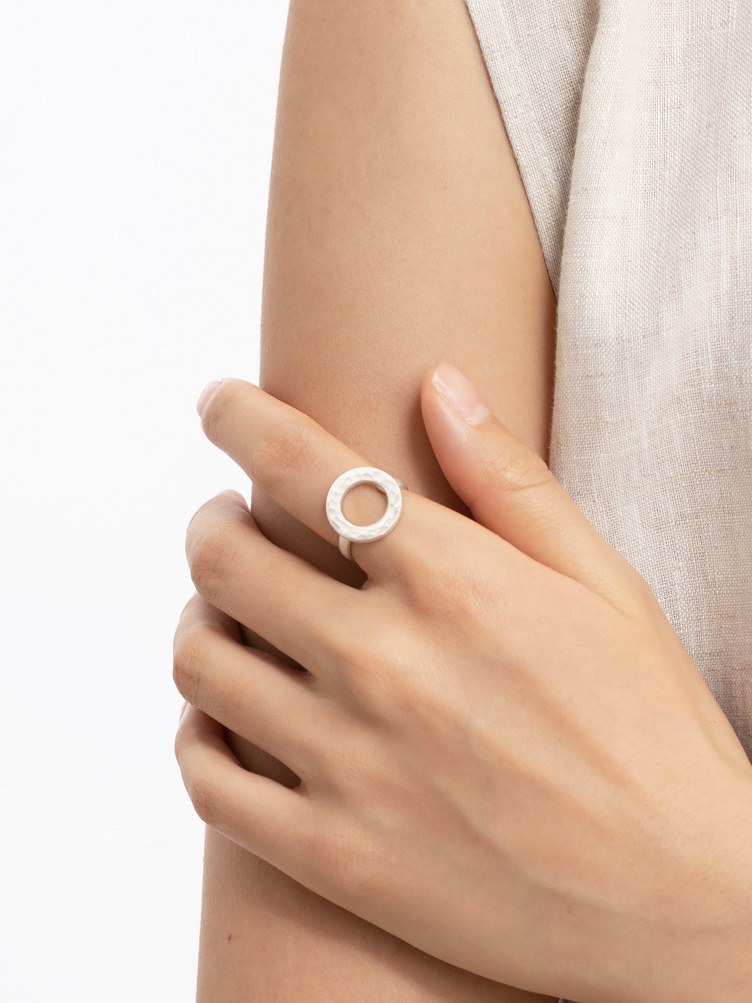 Wind in the Sky of Wholeness Ring