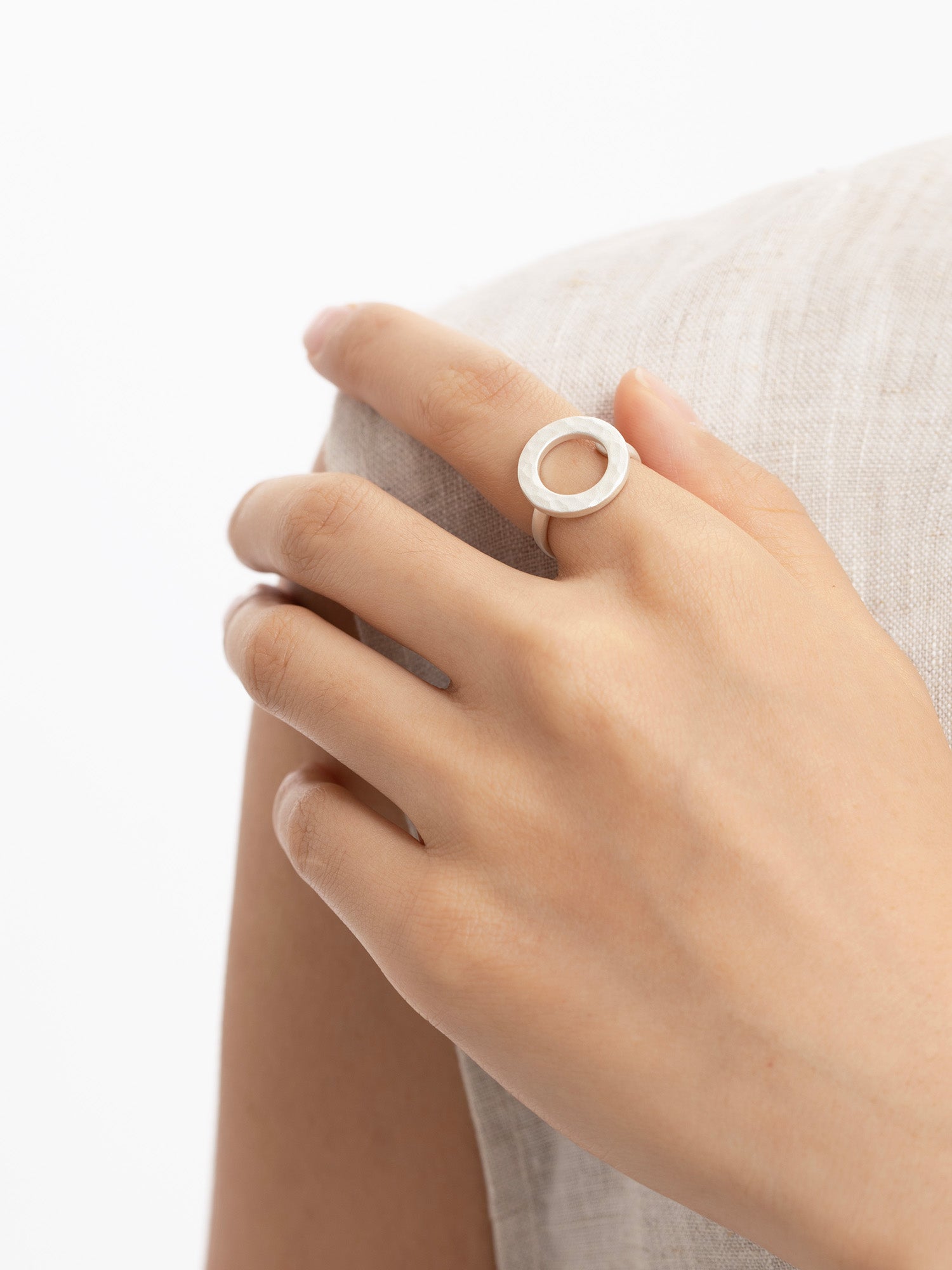 Wind in the Sky of Wholeness Ring