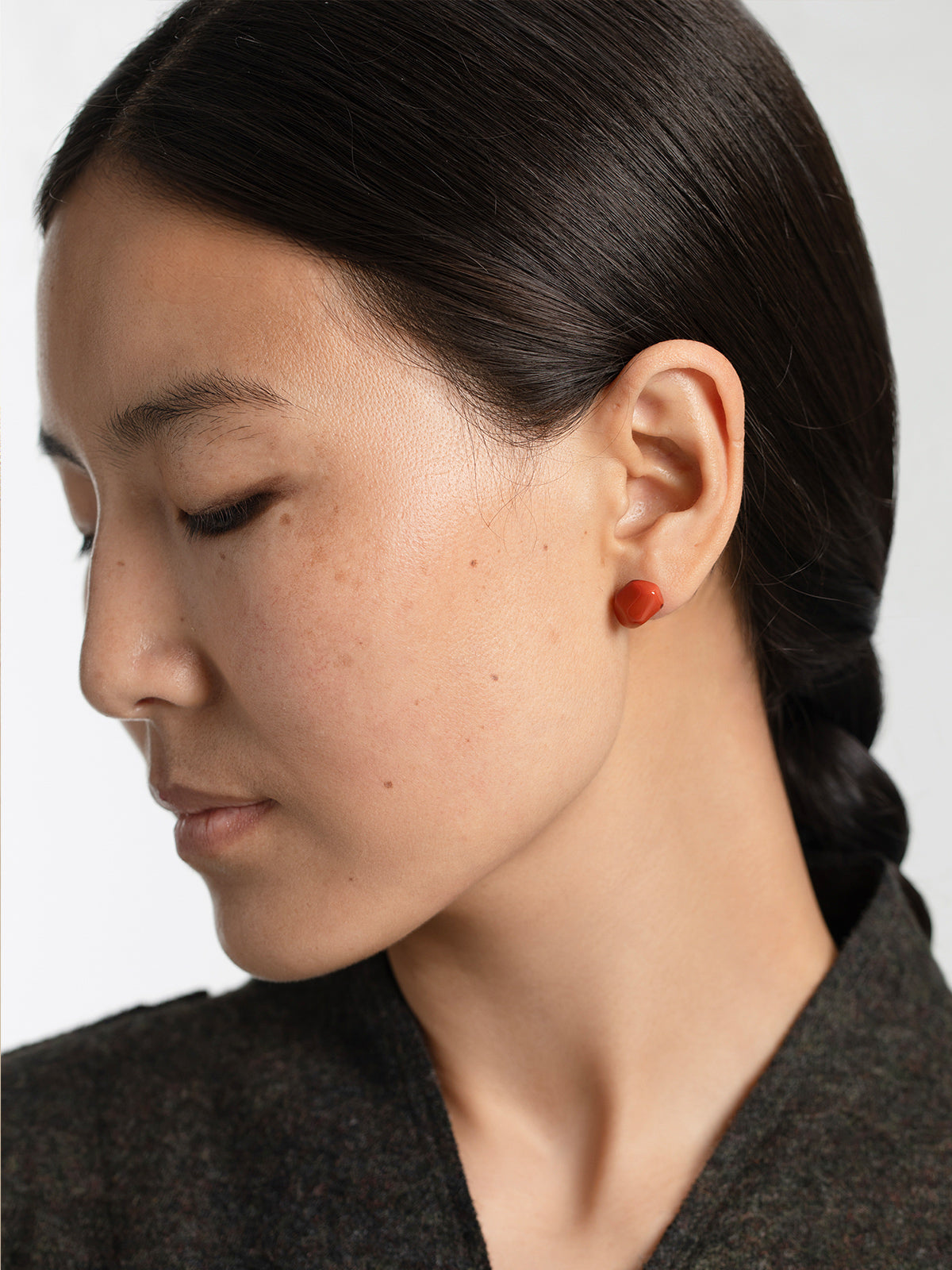 Natural Nanhong Agate Stud Earrings