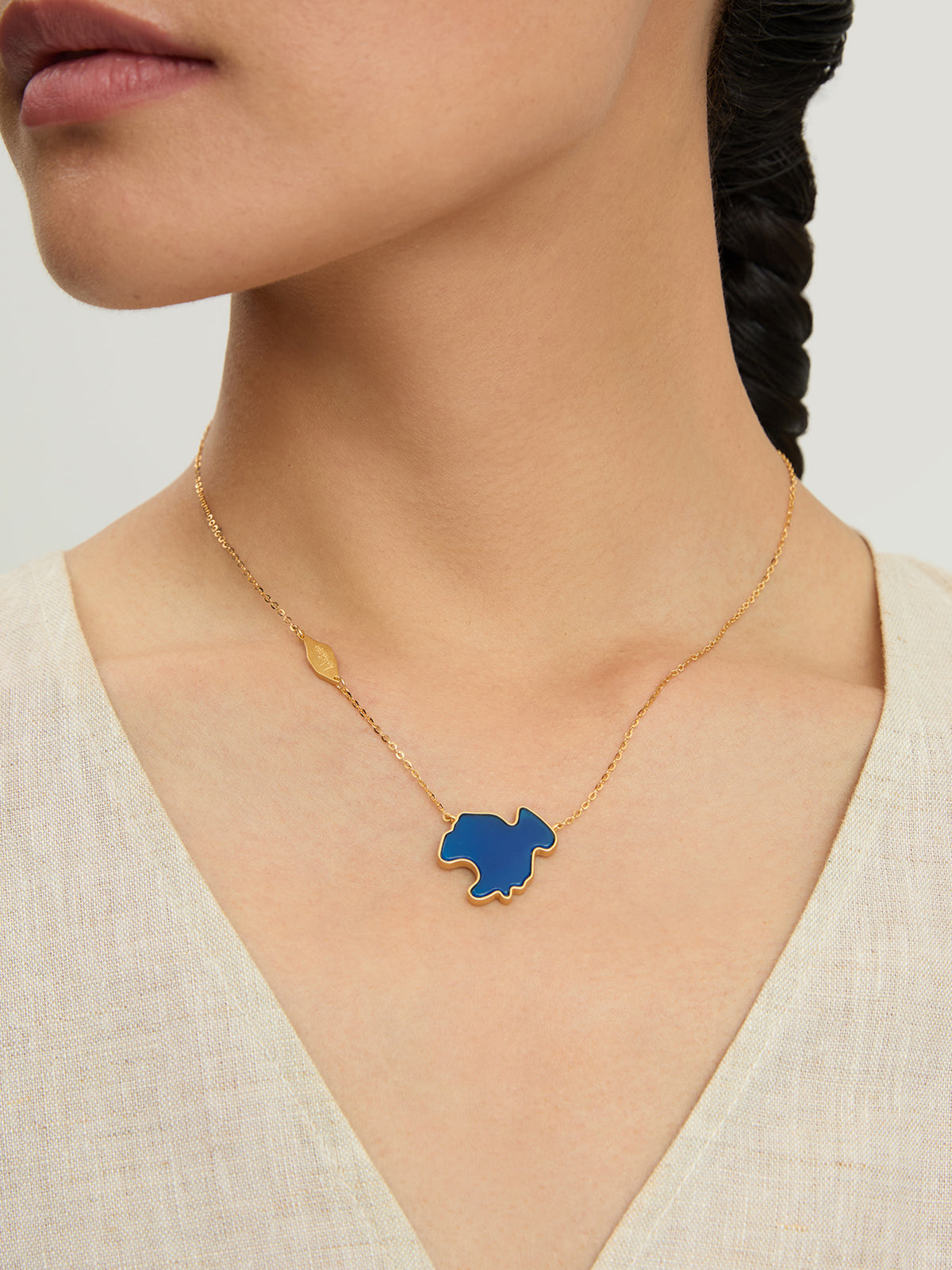 Kokonor Lake Blue Agate Necklace