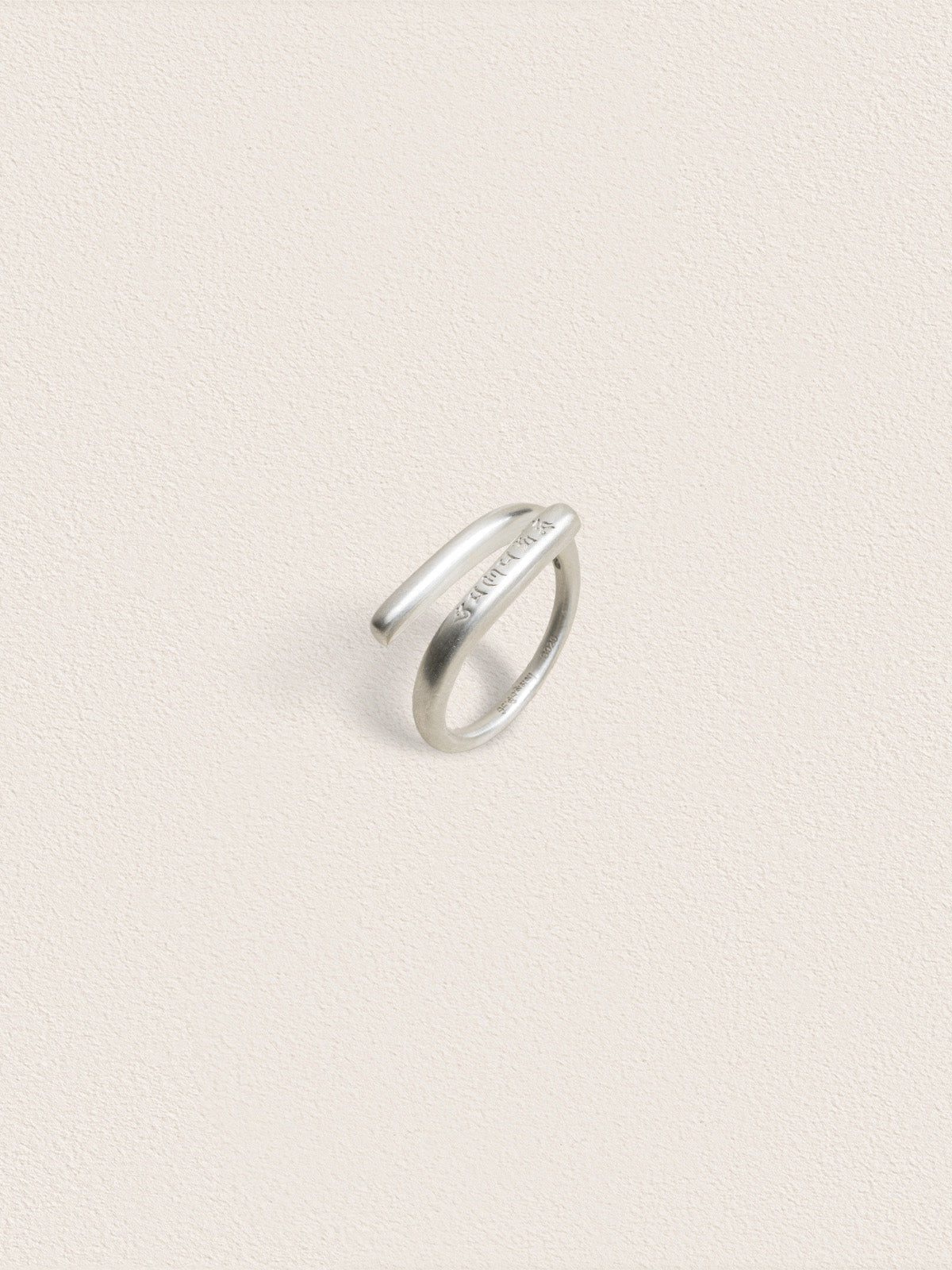 Traditional Pure Silver Minimalist Ring
